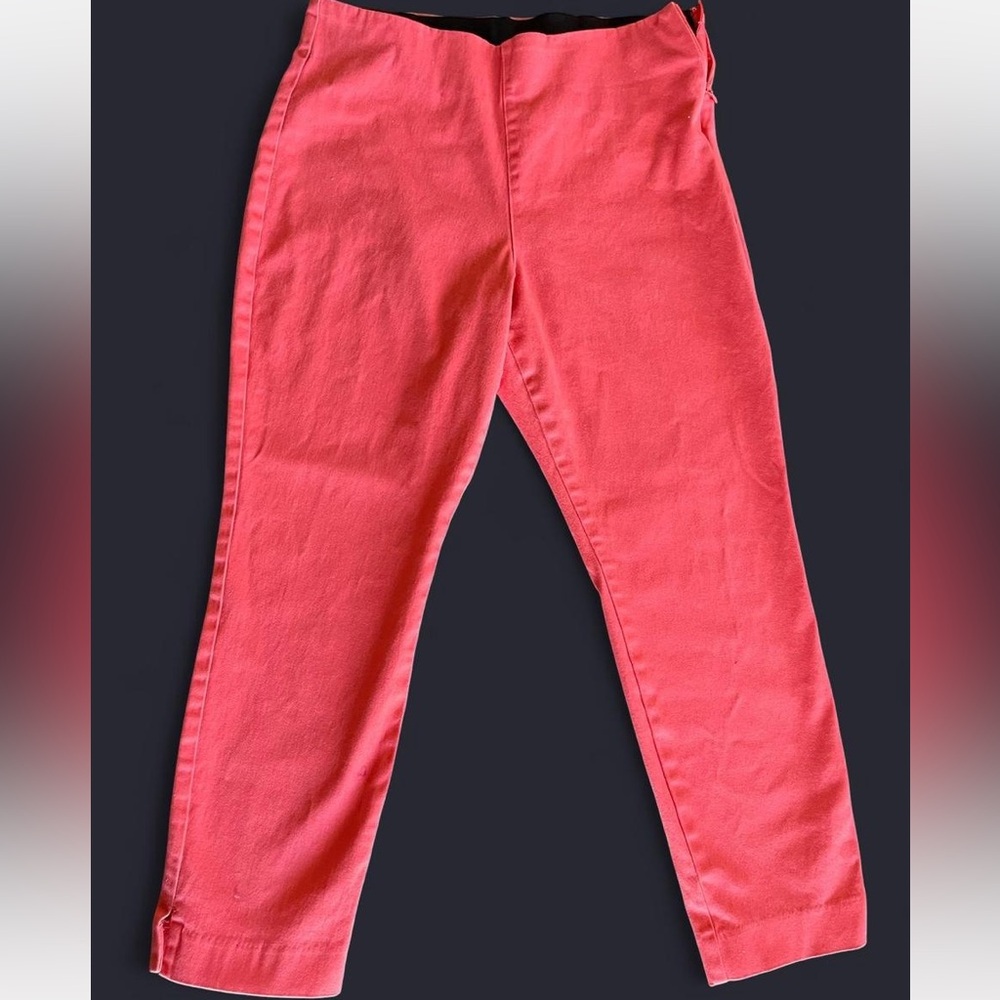 Old Navy Salmon Capri Pants